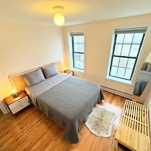 The Waltham Private & Bathroom John F Kennedy Jfk Lga Airport Manhattan Penn Station Bullet-train 15 Min Nueva York